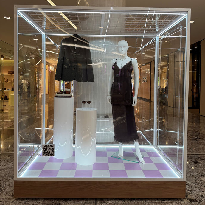 visual merchandise displays