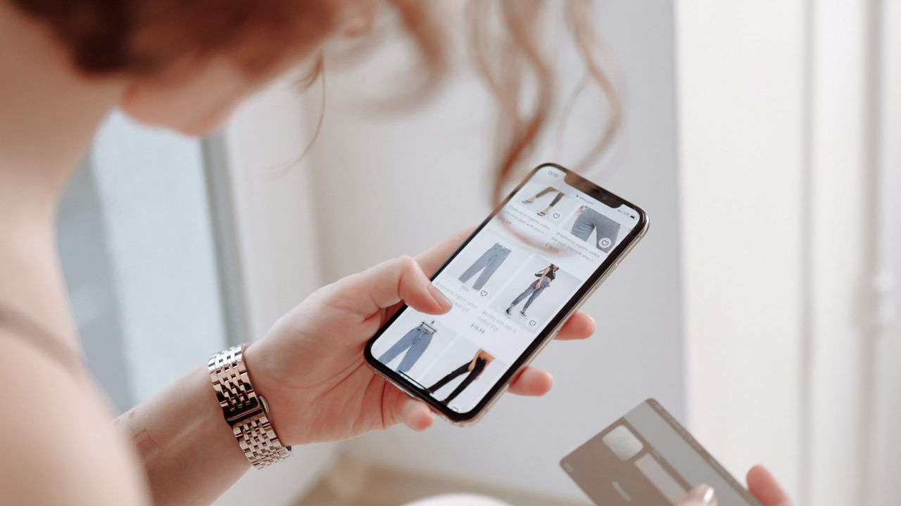 Customer searching the collection in mobile