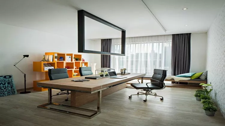 Wujudkan ruang kerja dari rumah yang ergonomik dan selesa untuk meningkatkan produktiviti