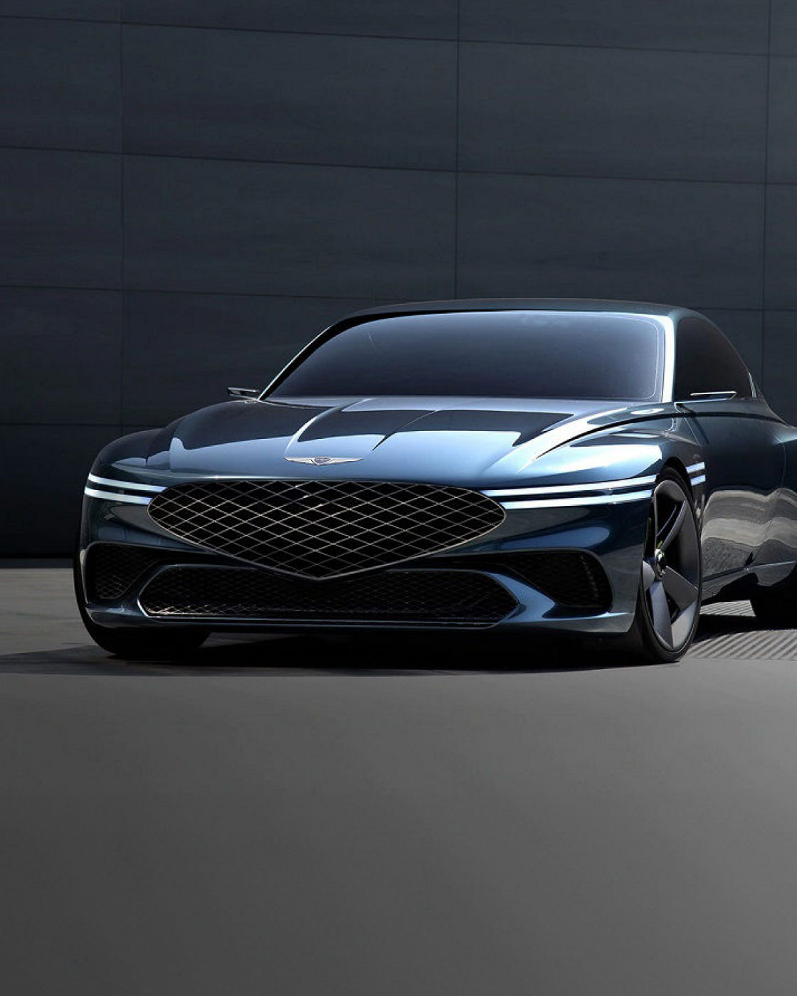 Genesis X Concept outside - front side view