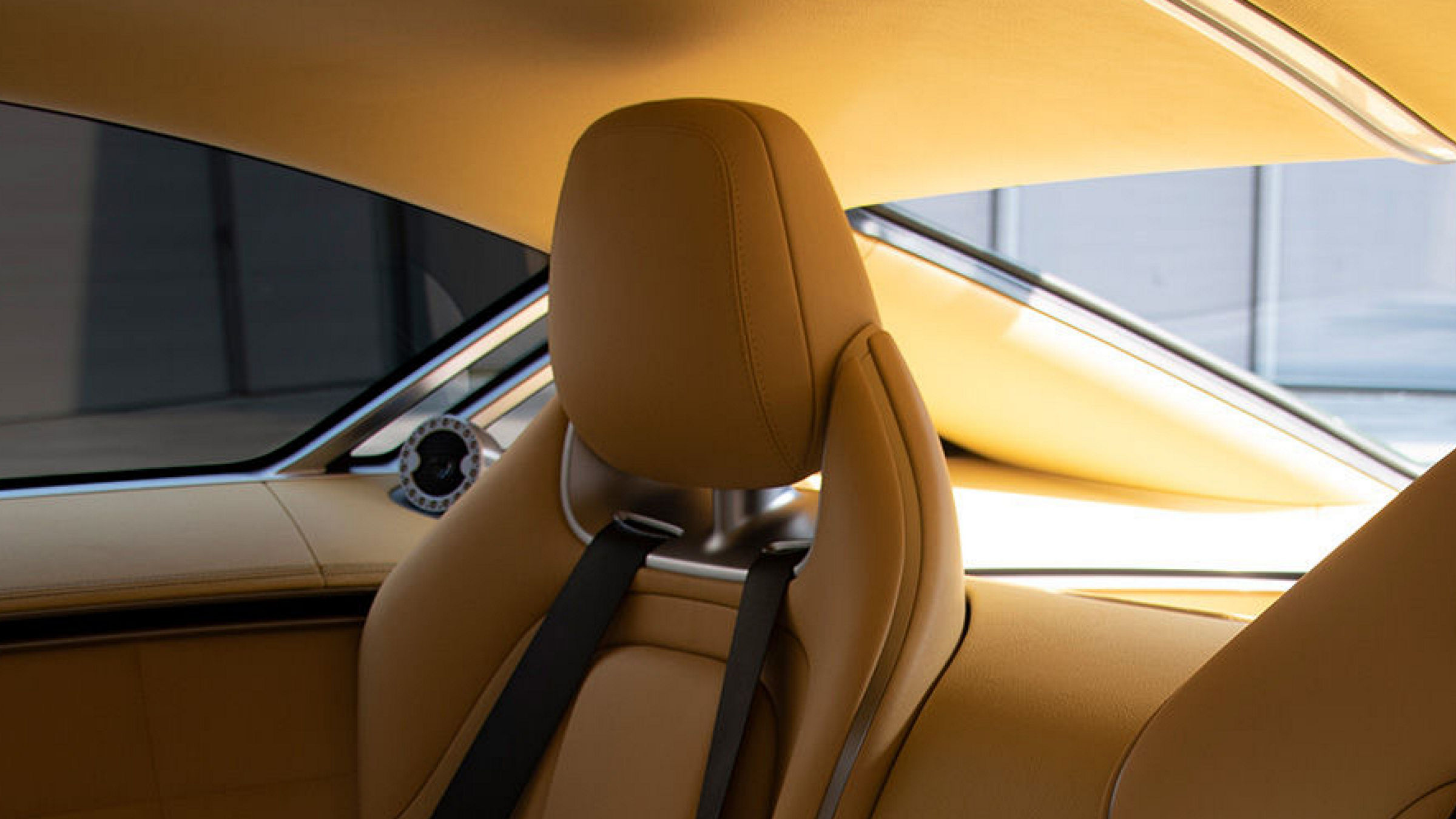 Interior view of Genesis X Speedium Concept, highlighting the luxurious leather seat and refined details