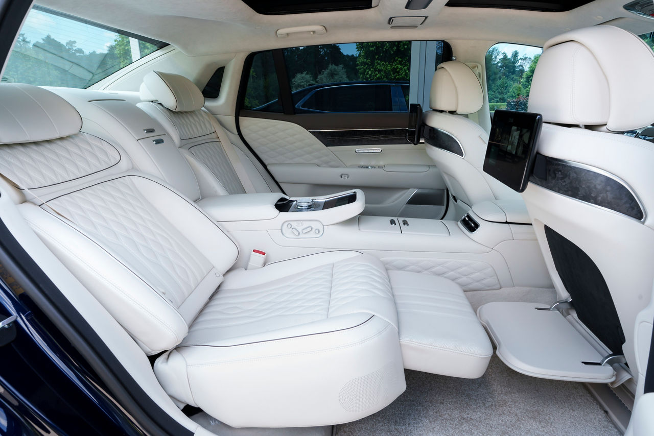 Genesis G90 Genesis