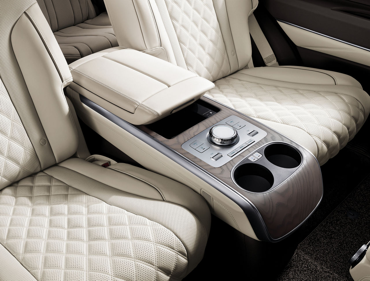 Genesis GV80 interior details backseats in nappa white brown
