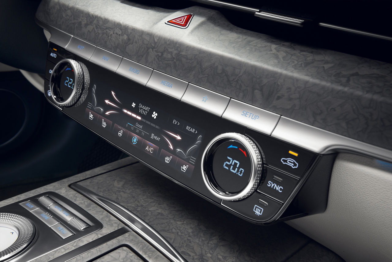 Air conditioning display and buttons in a car