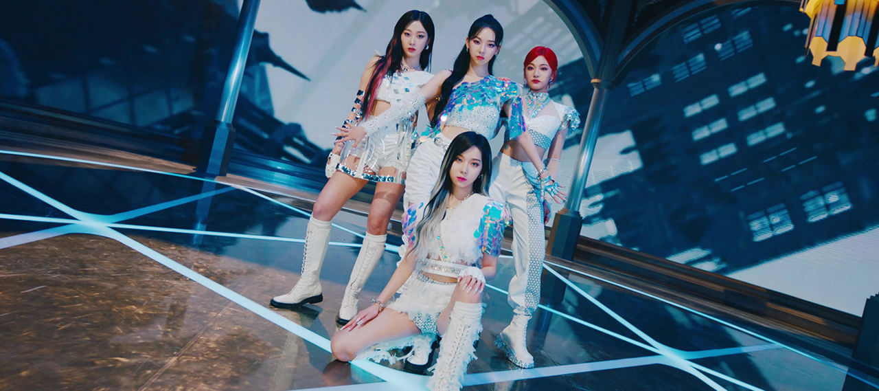 Koreanische Popsängerinnen beim Hallyu-Event