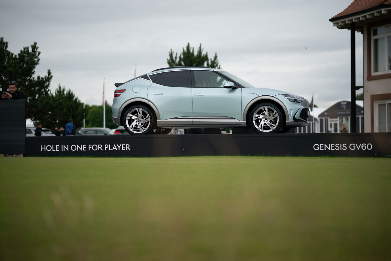 Genesis GV60 vert menthe au tournoi de golf Genesis Scottish Open