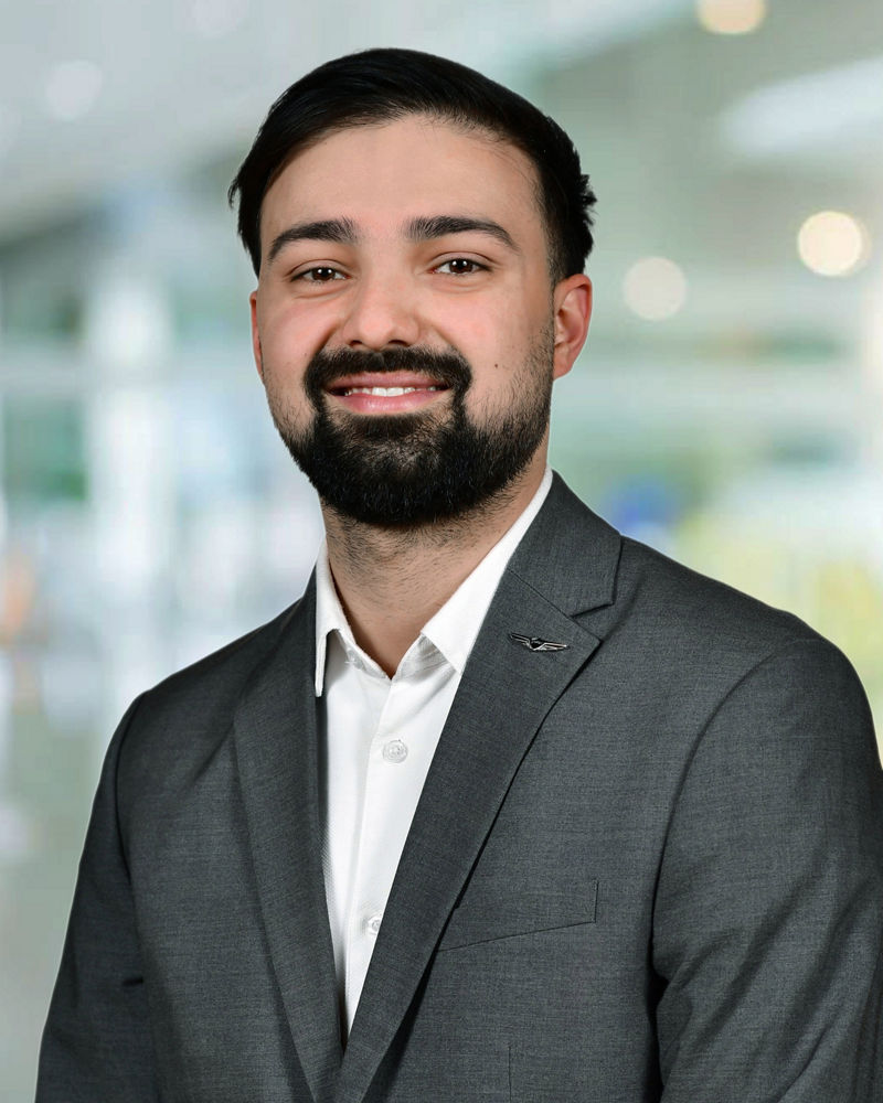 Portrait photo of Jan Sebastian Edinger from Genesis Frankfurt