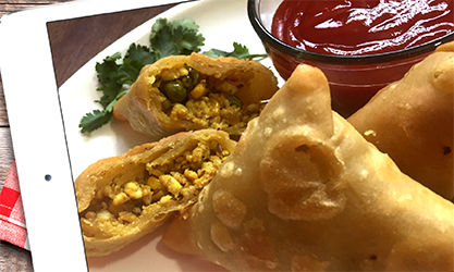 Healthy Chicken Keema Samosas (Baked! Not Fried)