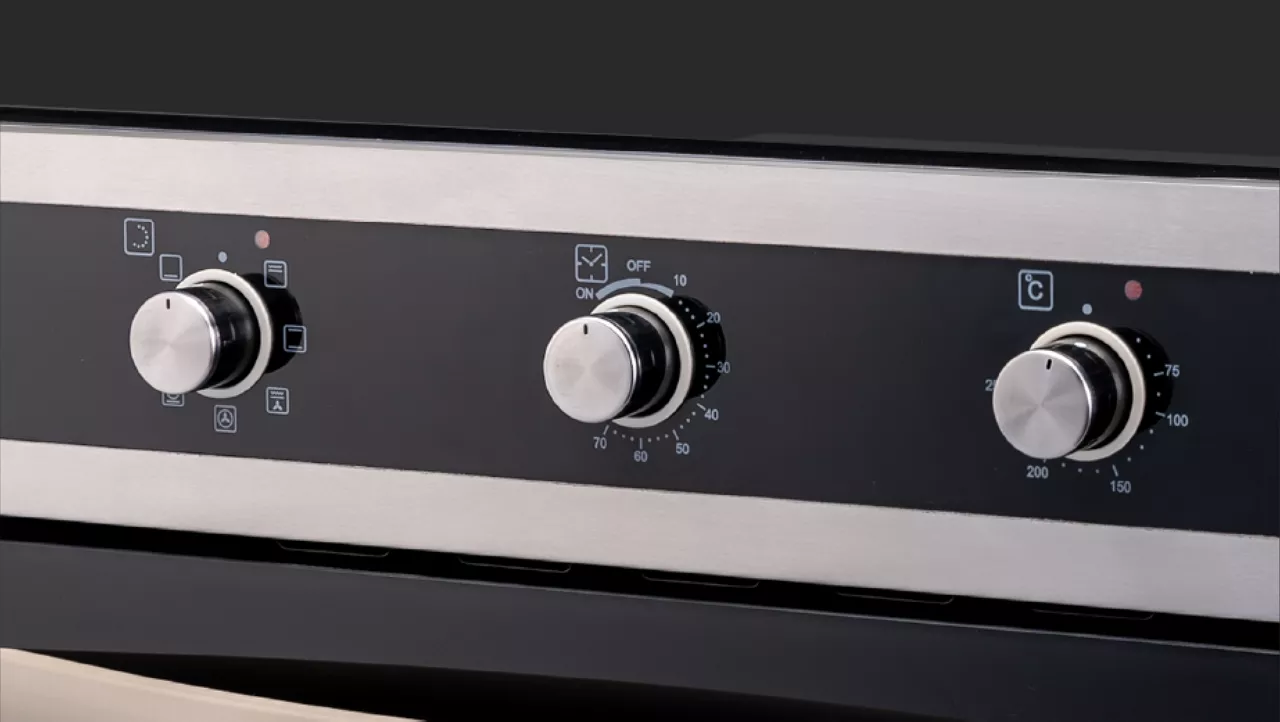 https://s7ap1.scene7.com/is/image/ifb/easy-control-push-knobs