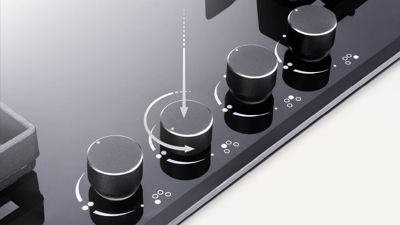 https://s7ap1.scene7.com/is/image/ifb/metallic-knobs-with-auto-ignition