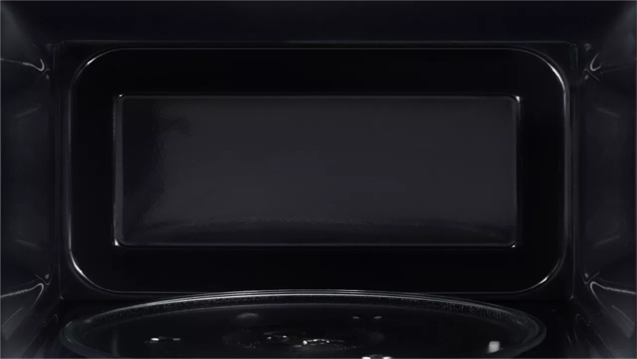 https://s7ap1.scene7.com/is/image/ifb/mwo-solo-easy-clean-cavity-1