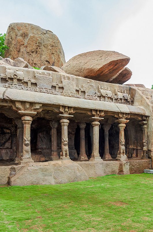 Arjuna´s Penance, cave temple and rock relief in Mahabalipuram,