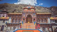 1-badrinath-temple-badrinath-uttarakhand-attr-hero