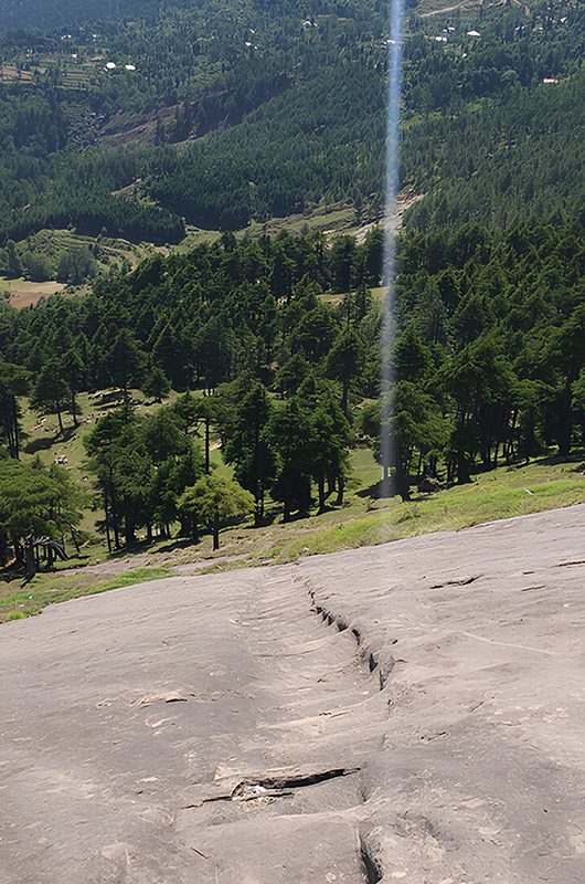 1-billo-ki-powri-patnitop-jammu-_-kashmir-attr-nearby