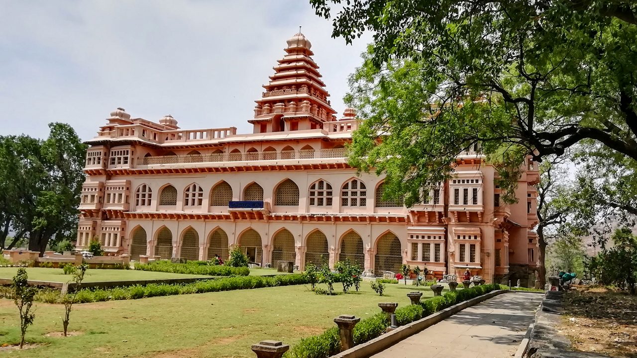 1-chandragiri-fort-tirupati-andhra-pradesh-city-hero