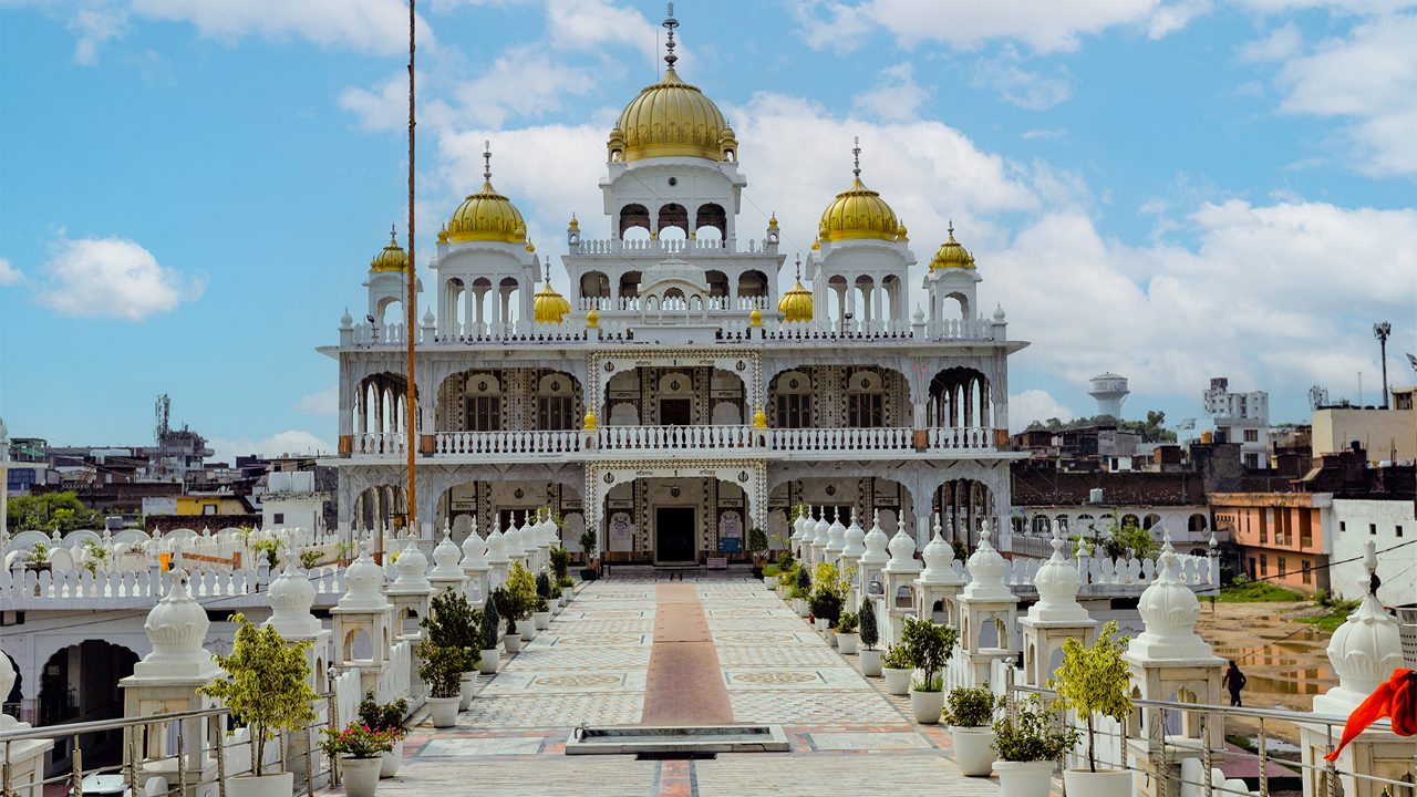 1-gurdwara-shri-gurunanak-dev-ji-jk-attr-hero.jpg