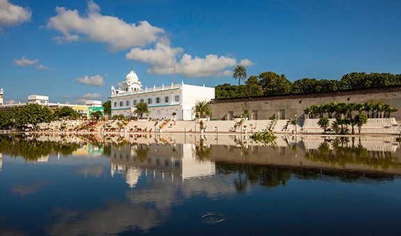 1-gurudwara-ber-sahib-kapurthala-punjab-attr-popular