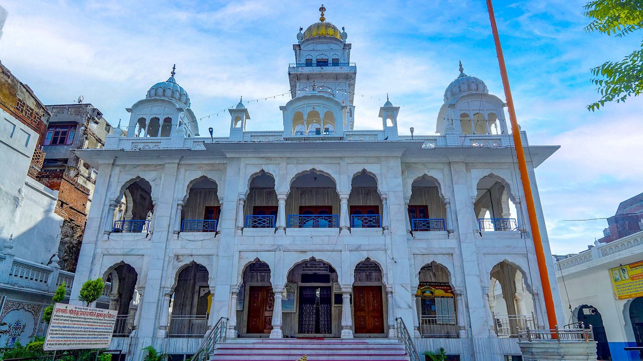 gurudwara-guru-ka-mahal-amritsar-pu