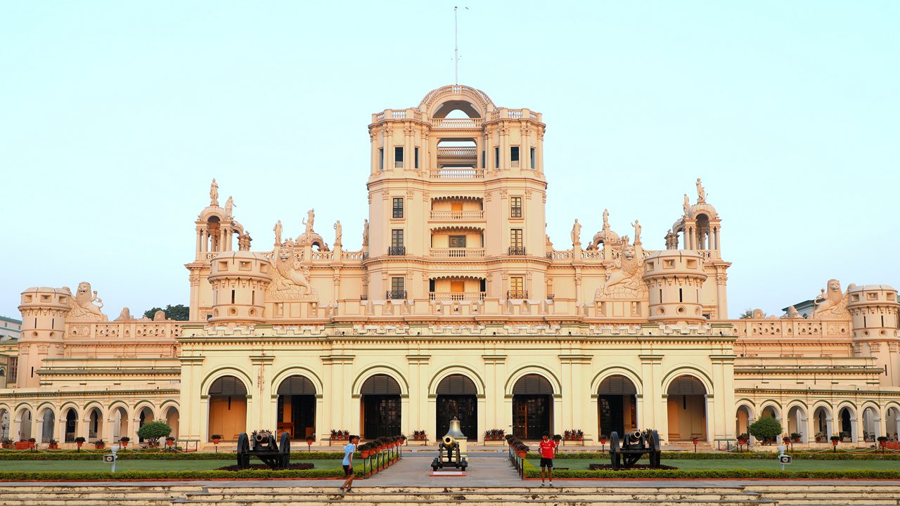 1-la-martiniere-college-museum-lucknow-up-attr-hero