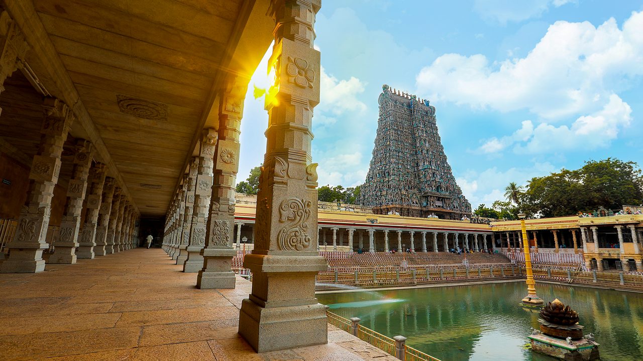 meenakshi-amman-temple-madurai-tamil-nadu-attr-hero