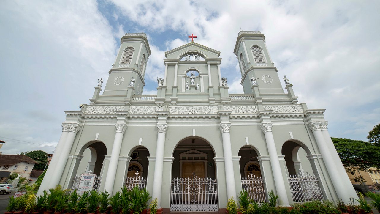 milagres-church-mangalore-karnataka