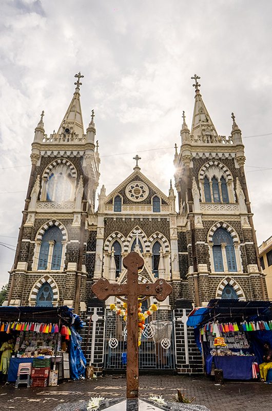 1-mount-mary-church-mumbai-maharashtra-attr-nearby