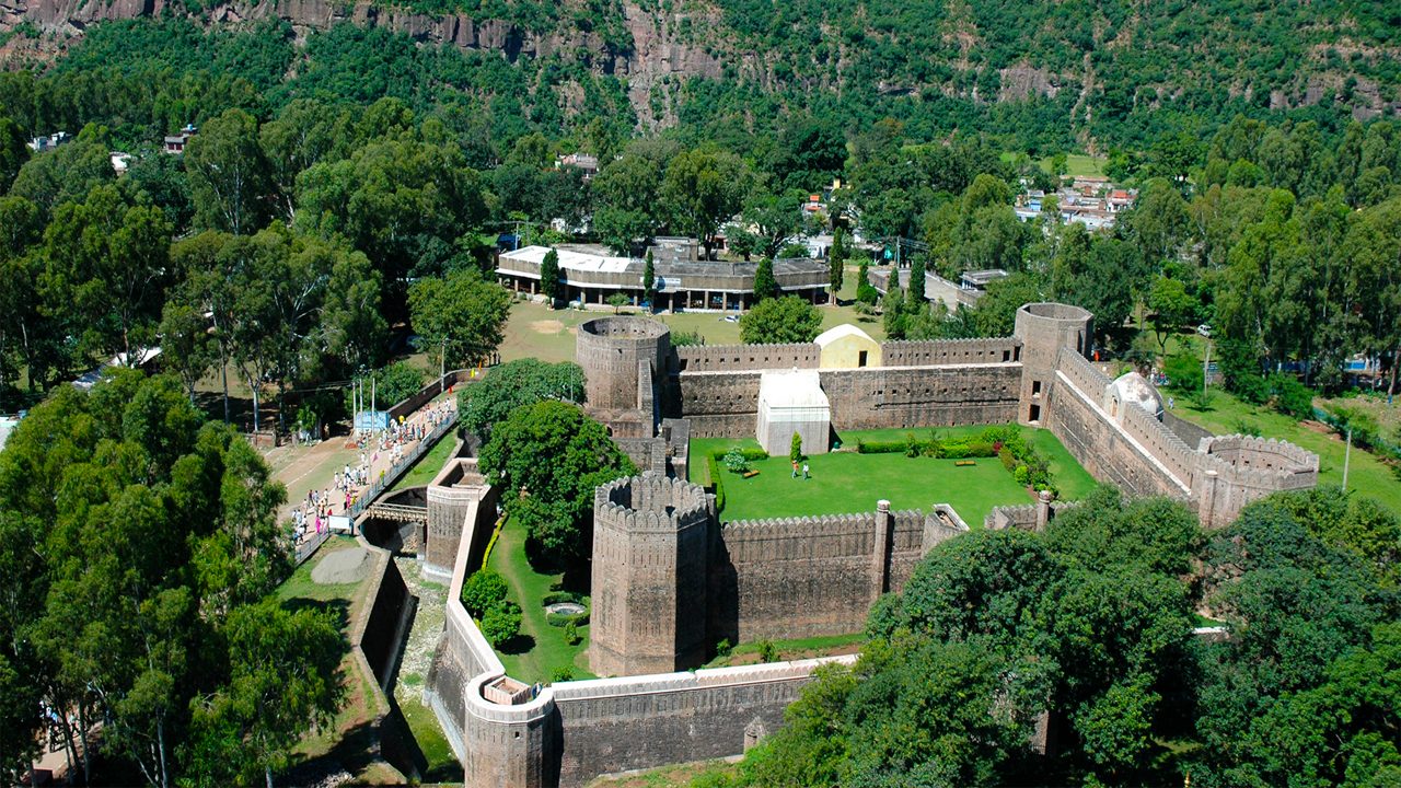 1-ramnagar-fort-jammu-jk-attr-hero.jpg