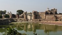 1-ratan_singh_palace_pics-chittorgarh-rajasthan-attr-hero