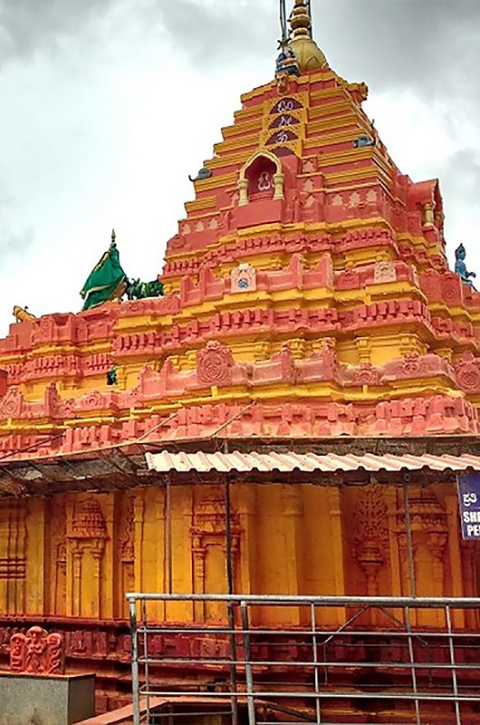 1-saundatti-yellamma-temple-belgaum-karnataka-attr-nearby