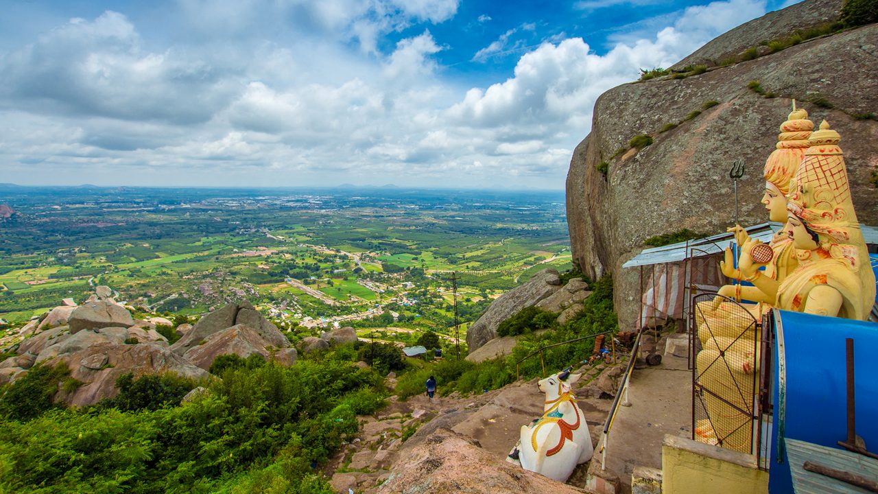 Shivagange is a mountain peak, with a height of 2640feet.It is located near Dabaspete ,in Bangalore rural district, Karnataka, India