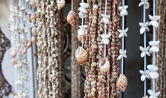 Seashell decorations and souvenirs at market in Mamallapuram, Tamil Nadu, India