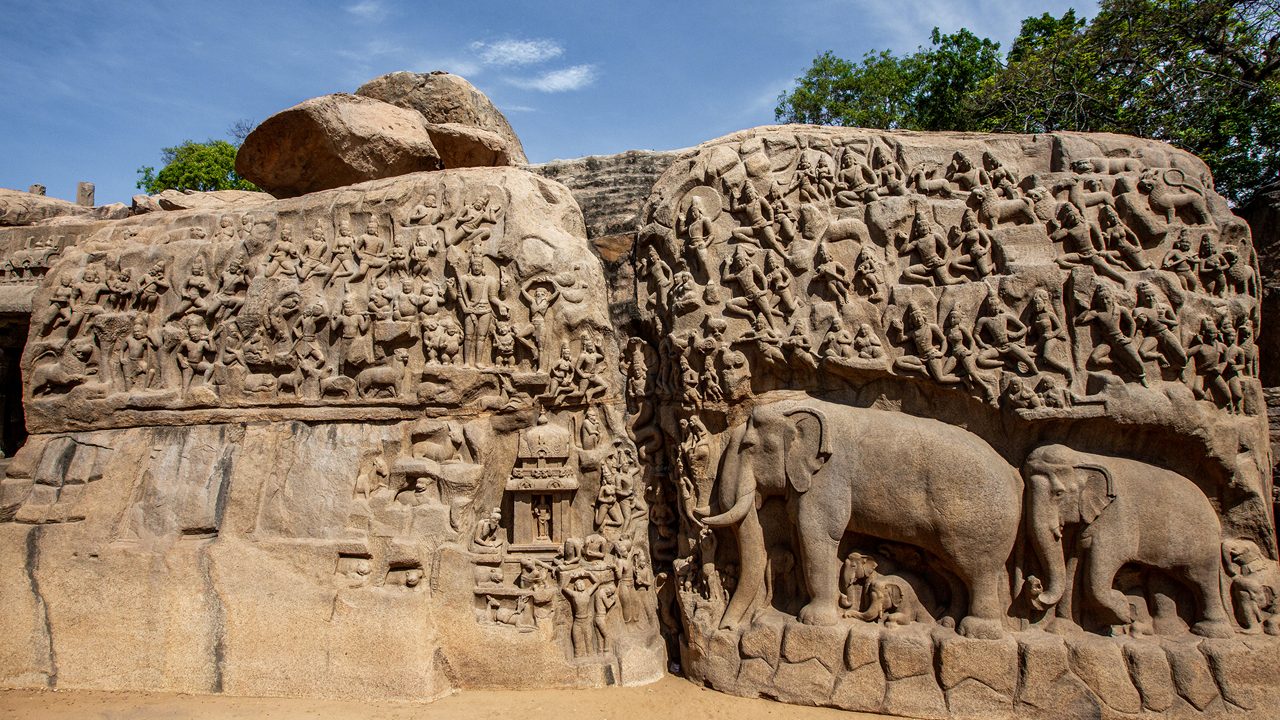 Mahabalipuram, Arjuna's Penance, Largest Bas Relief in India, Arjuna's Penance, Descent of the Ganges, Over 150 sculptures in one relief carved in the 8th Century AD. 