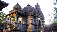 NASHIK, MAHARASHTRA, INDIA 23 MARCH 2015 : Unidentified devotee at Kalaram Temple, The Kalaram Temple is an old Hindu shrine dedicated to Rama in the  Nashik city, Maharashtra, India