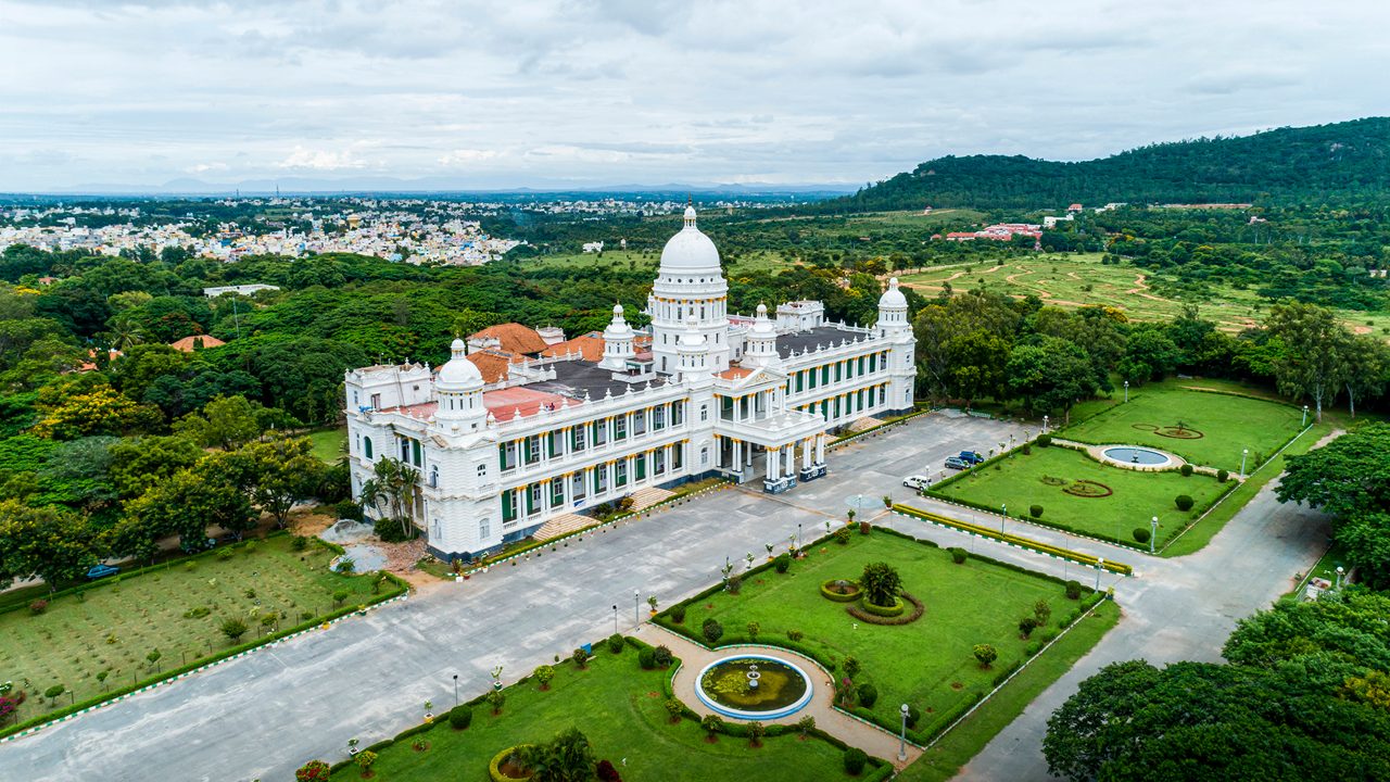 2-lalitha-mahal-palace-mysuru-karnataka-attr-hero