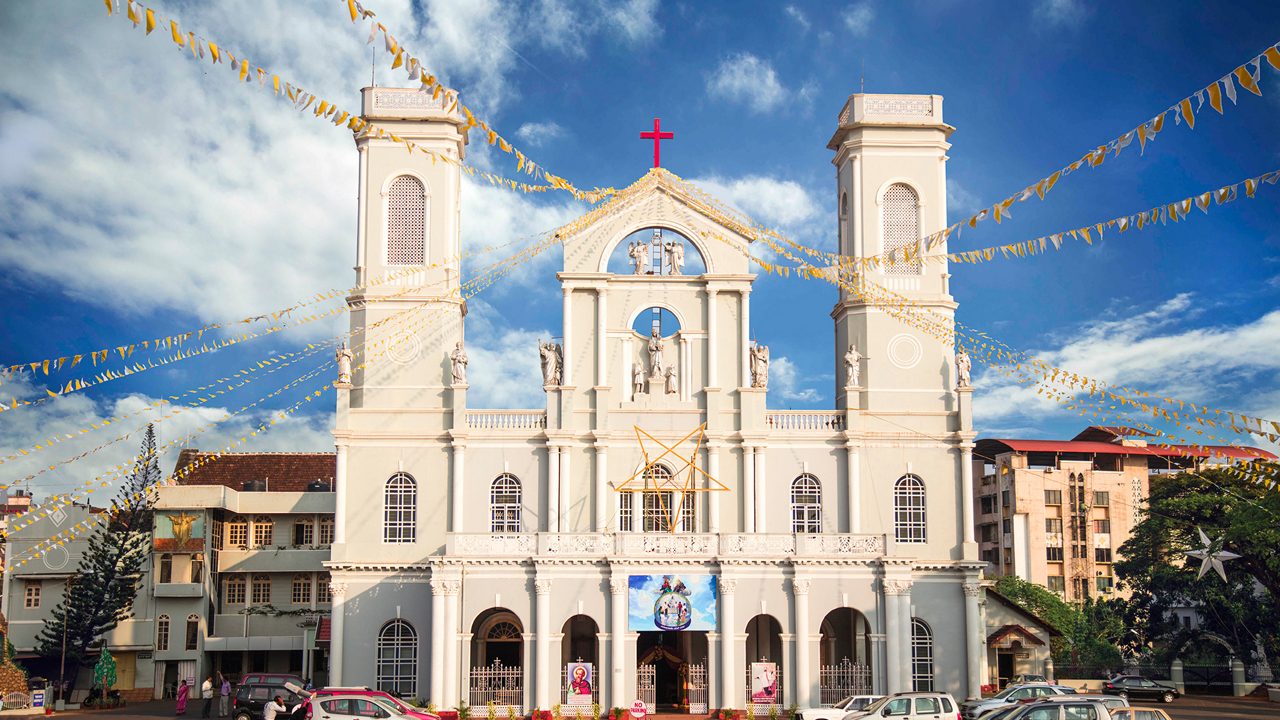 2-milagres-church,-mangalore,-karnataka-attr-hero