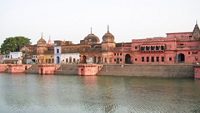 The bathing ghats at Ram ki Paidi, Ayodhya