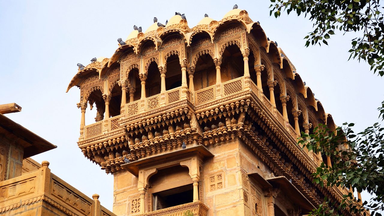 2-salim-singh-ki-haveli-jaisalmer-rajasthan-attr-hero