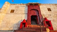 2-savitri-temple-ajmer-rajasthan-attr-hero