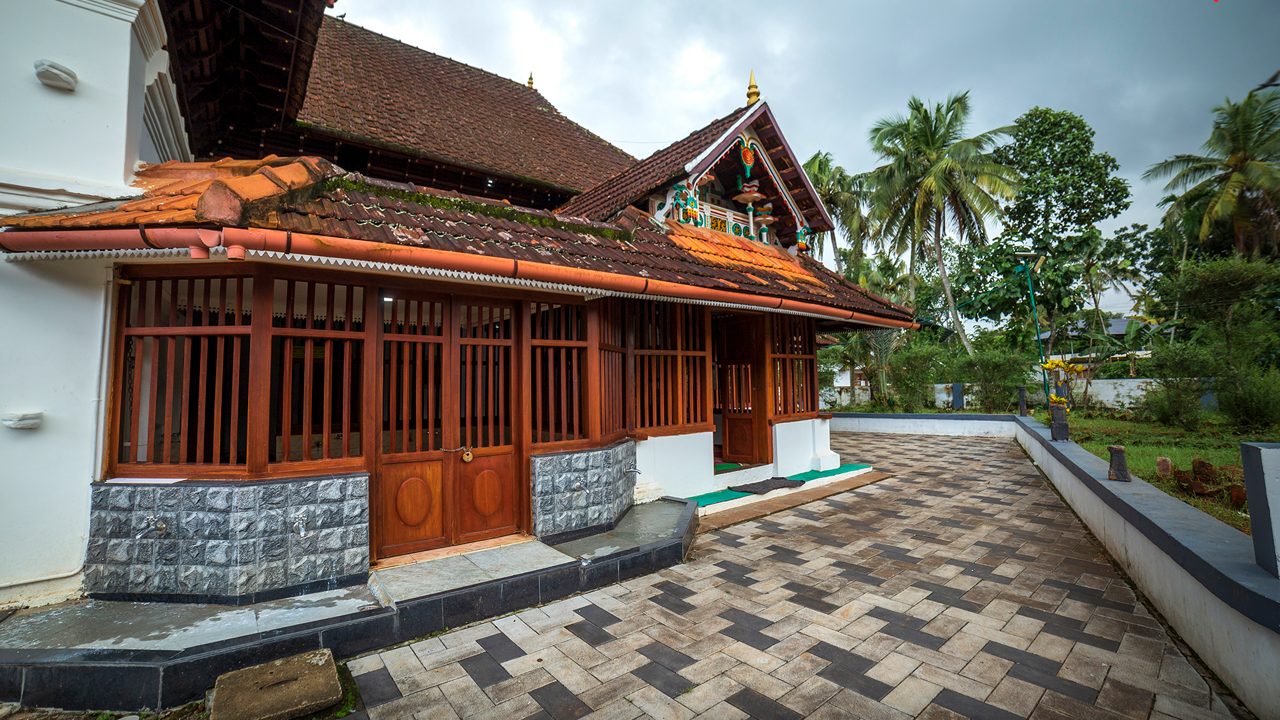 2-thazhathangadhy-juma-masjid-kumarakom-kerala-attr-hero