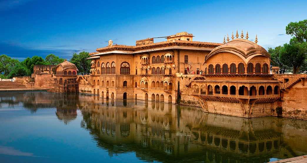 in.gov.incredibleindia.core.models.impl.ImageUtilModelImpl@26ecc16c