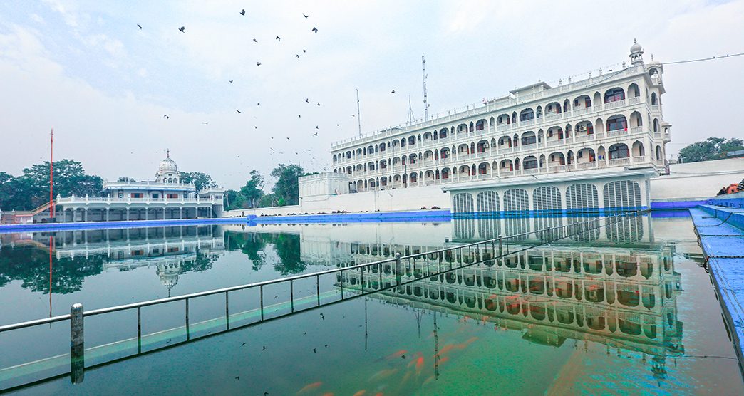 3-gurudwara-baba-atal-sahib-amritsar-punjab-attr-about