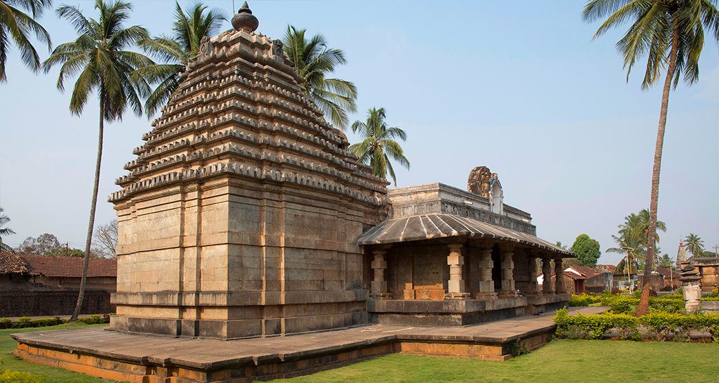 Halasi was called Palasika in ancient times and the Bhoo Varaha Laxmi Narasimha Temple is one of the best examples of the Kadamba style of architecture. 