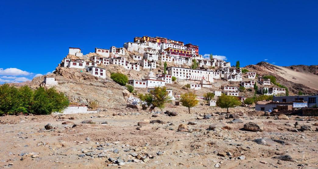 a-guide-to-the-must-visit-monasteries-in-leh-ladakh2-about