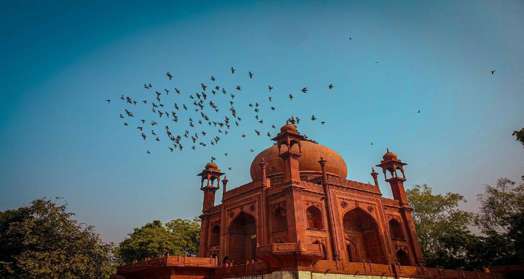 agra-beyond-taj2-about