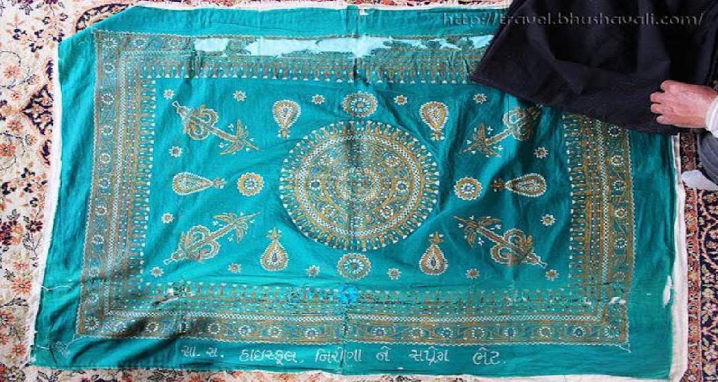 crafts-of-kutch-rogan-art9-about