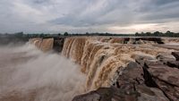 Chitrakoot-falls-jagdalpur-chhattisgarh-attr-hero-5