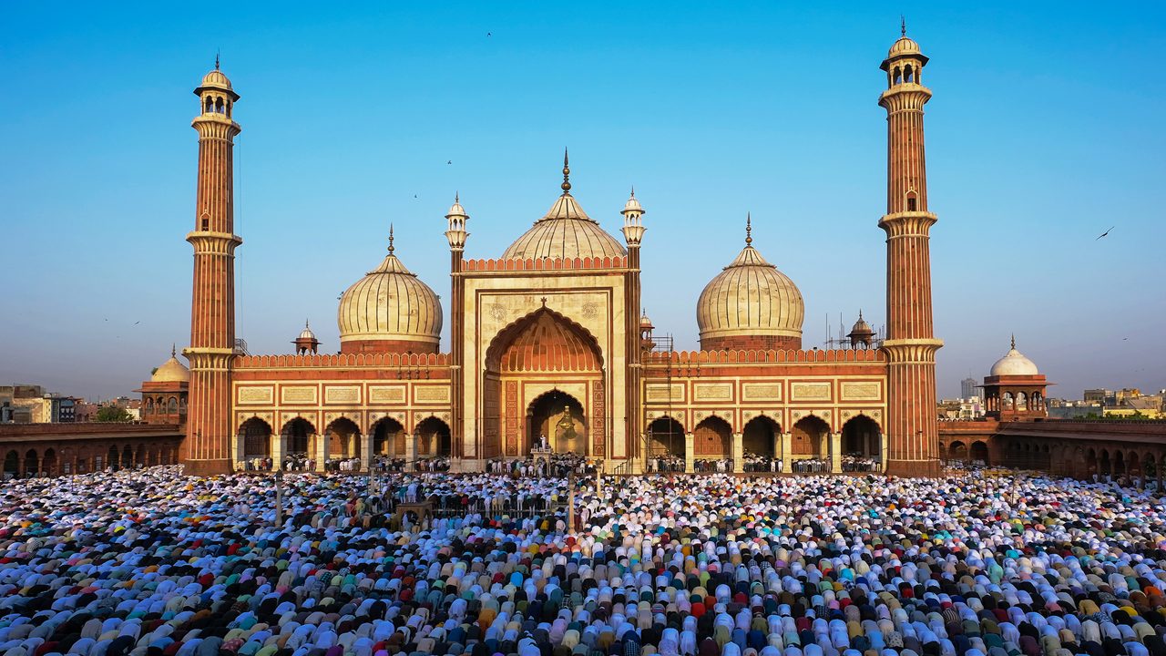 Jama Masjid. Thousands of devotees on Saturday gathered at Delhi's Jama Masjid to offer namaz on the occasion of Eid-ul-Fitr. 22th June'23 Delhi. India