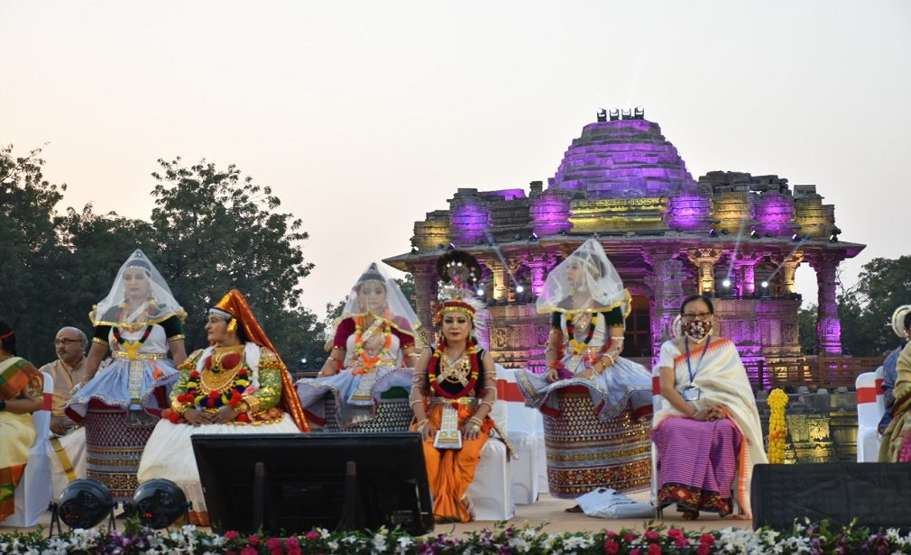 Uttarardh-Mahotsav-Bottom-Left-side-Image
