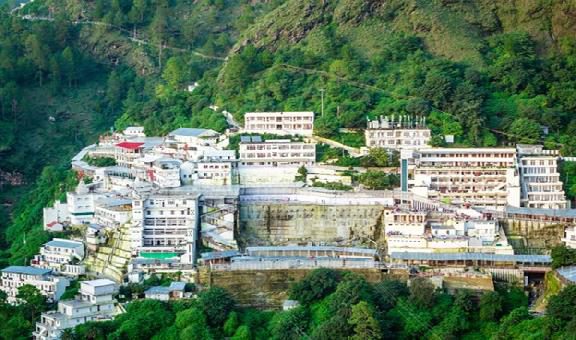 Vaishno-Devi-Yatra-A-Spiritual-Journey-from-Jammu1-popular