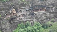 ajanta-caves-maharashtra-2-attr-hero